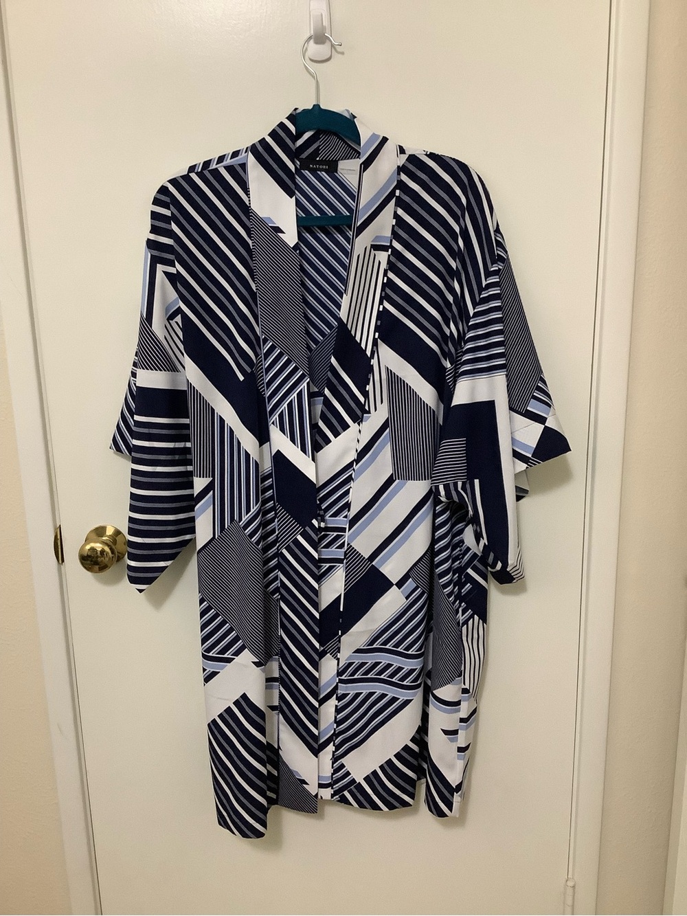 Natori Shima Wrap